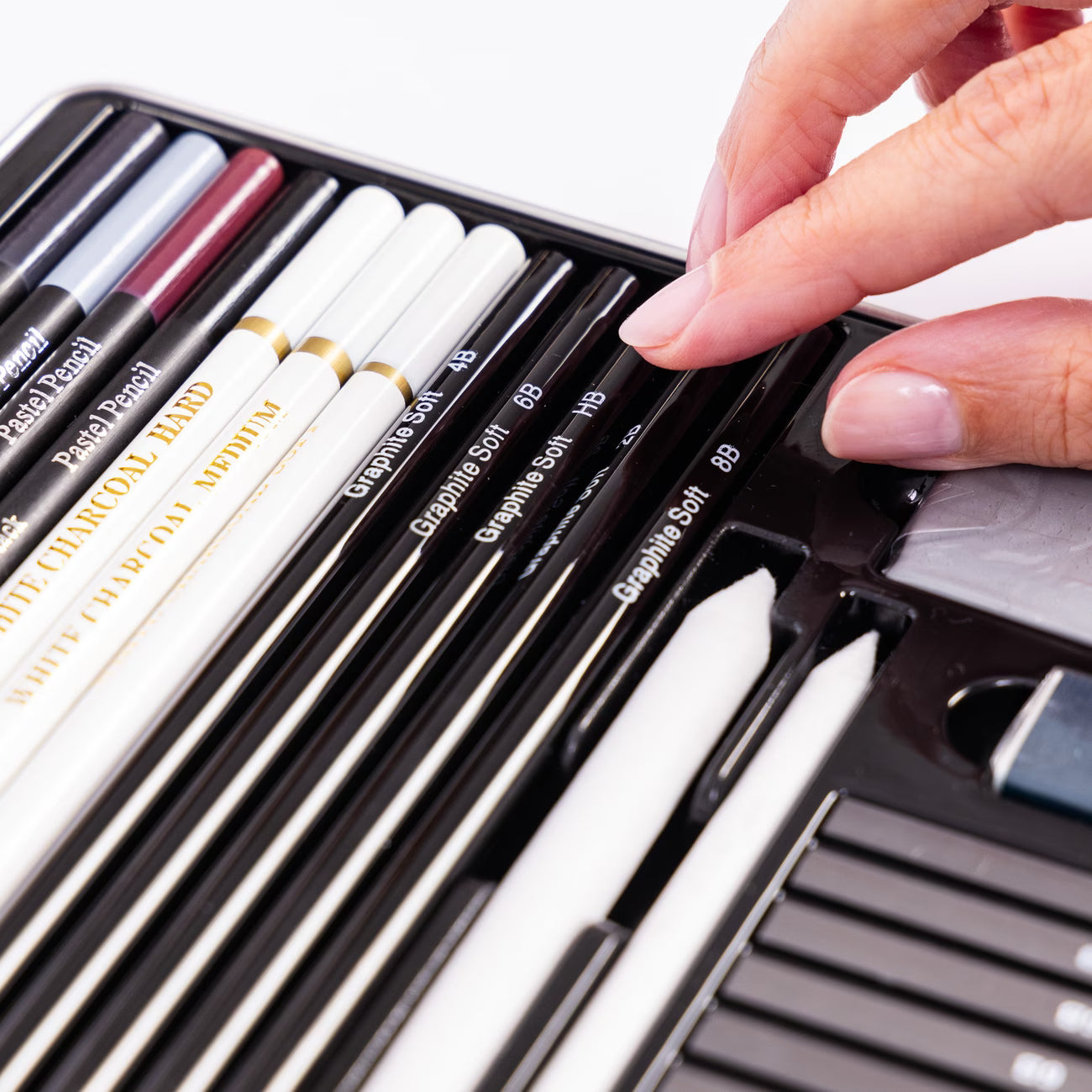 Evelay 28pcs Professional Drawing Pencil Set Sketching Art Kit with Charcoal Graphite Pastels & Tin Case-4